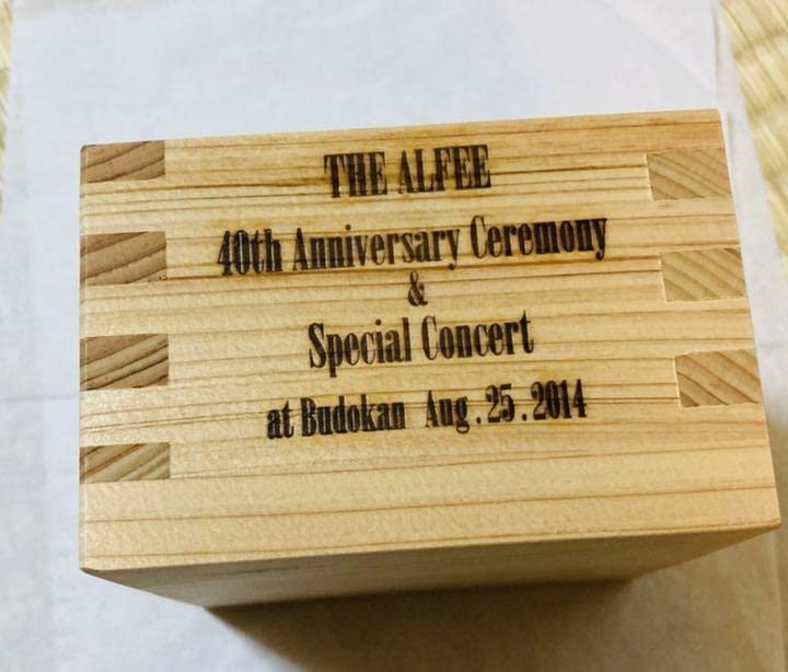THE ALFEE 40周年記念サイン入り木箱