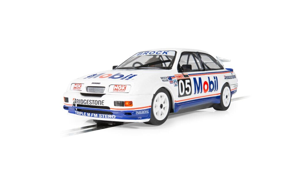 Scalextric Cars, C4505 Ford Sierra Rs500, Peter Brock Bathurst 1989, Slot Car Giocattolo da Utilizzare con Piste da Corsa O Set 3 Anni in su, Accessori