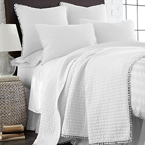 Quilt blanc en coton King taille pour ambiance de chambre cocooning