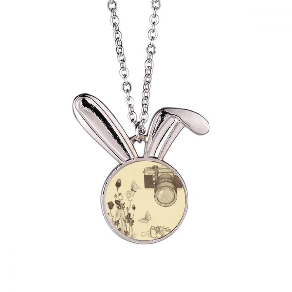 Collier lapin avec rose en argent pour femme