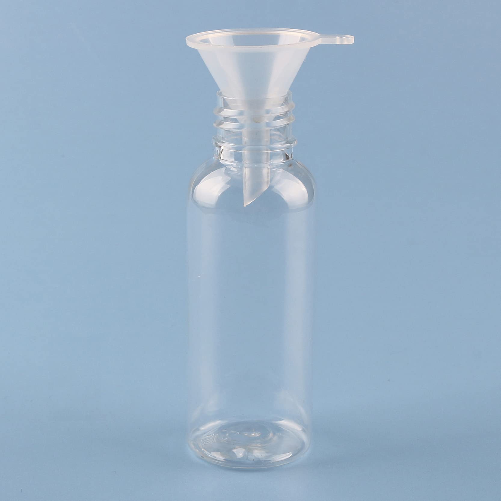 50 Stück Leer 50ml Transparent Plastik PET Sprühflasche Reise Zerstäuber mit Schwarz Sprühkopf, Klein Feinen Nebel Parfümzerstäuber Reiseflaschen mit 4x Trichter