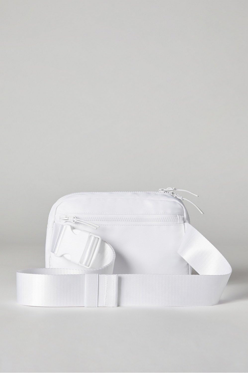 Fabletics The Big Belt Bag, Quick Dry, Zip Pockets, Hidden Pockets, Reflective, Classic White, OS