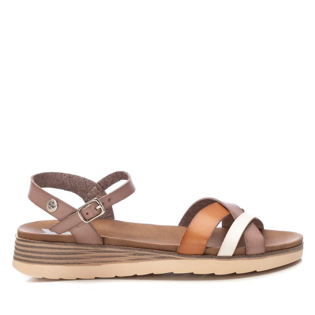 XTI Women's 14284801 Flat Sandal, Beige 18, 6.5 UK
