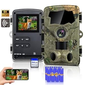 Lutranstra 5K Wildkamera WLAN, 64MP Full HD Wildkamera mit Handyübertragung App, Infrarot Wildtierkamera mit 64G SD Karte & 8*AA-Batterien, Bewegungssensor, Nachtsicht, 0, s Auslösezeit, IP66