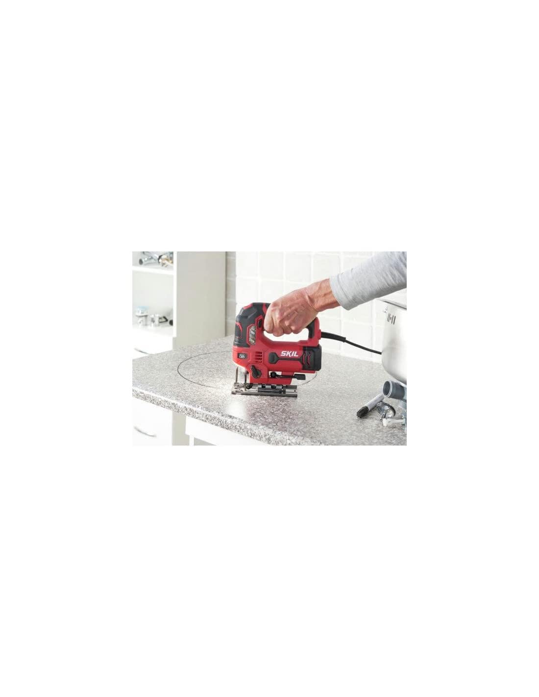 Caladora 680W 85mm con 7 hojas y maletín Skil 4531 GA
