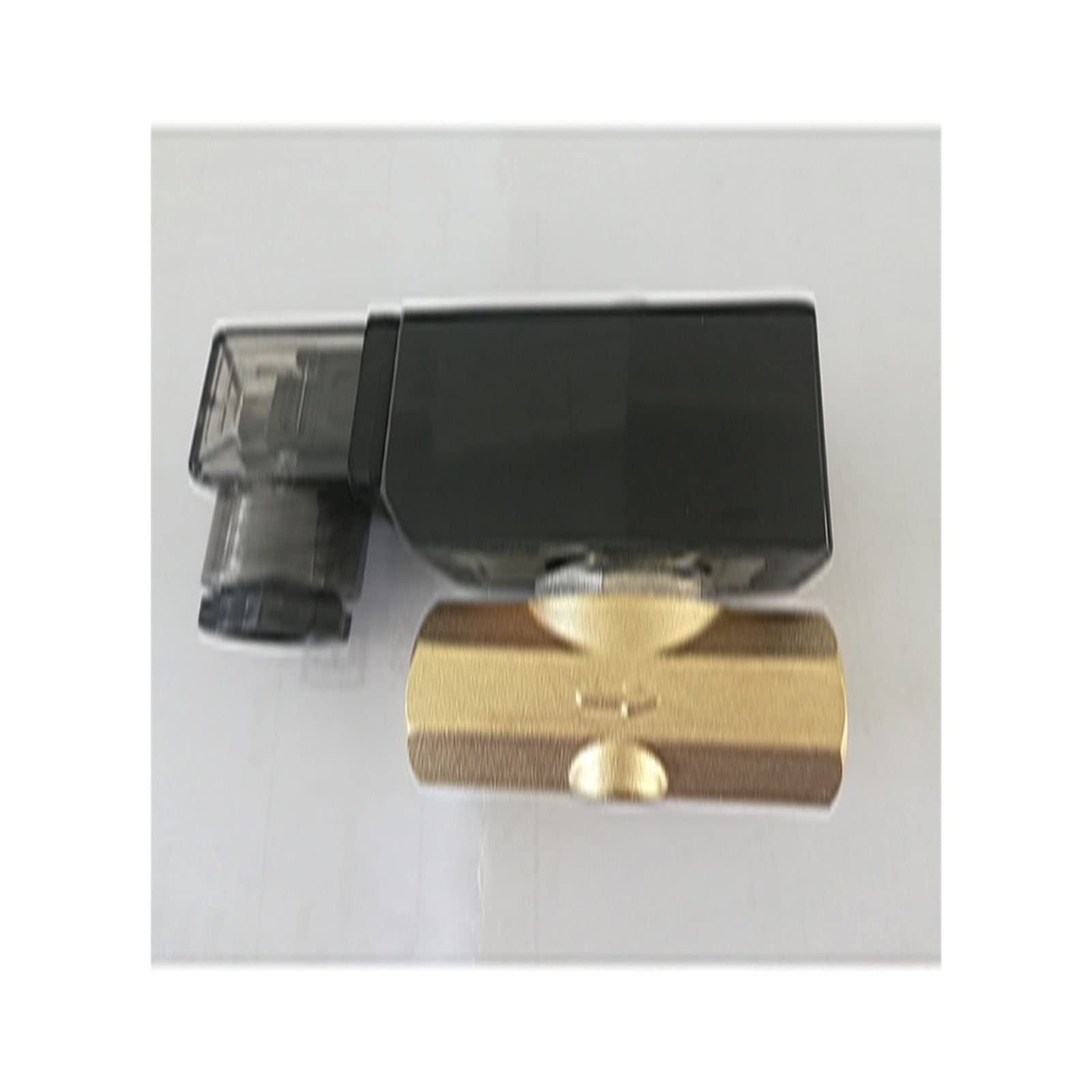 Válvula solenoide latón G1/2 AC 110V de acción directa N/C para control de agua