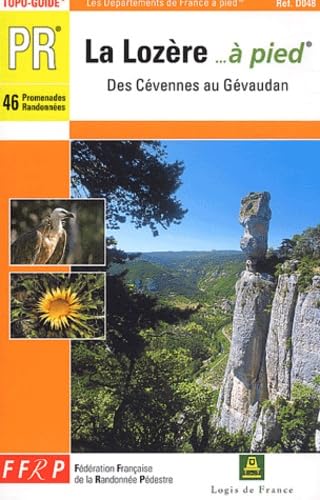 Topo-guide Charente à Pied - 42 Promenades Et Randonnées - PR