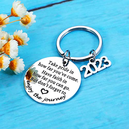 2023 Graduation Gifts Keychain For Him Her Middle High School College Students Class Of 2023 Senior Grad Phd Master Nurse Graduates Inspirational Gifts For Women Men Boy Girl Son Daughter #TOP1