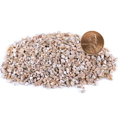 Organic Coarse Vermiculite for Indoor Gardening Plants and Mushrooms Enhances Soil Aeration Seed Germination Rooting Cuttings Small Packages and Bulk (Vermiculite Grade 3 Medium 15 quarts)