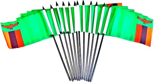 Miniatura 19 de Paquete de 12 banderas de escritorio de oficina en miniatura de poliéster internacional de 4 x 6 pulgadas, 1 docena de banderas pequeñas de 4 x 6