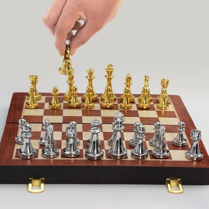Miniatura 6 de MaGILL Juego de ajedrez internacional de ajedrez de madera, tablero de ajedrez plegable grande con piezas de ajedrez de metal dorado y plateado con