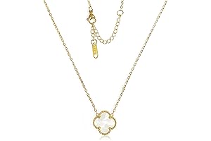 Lucky Clover Pendant Necklace for Women in 18K Gold