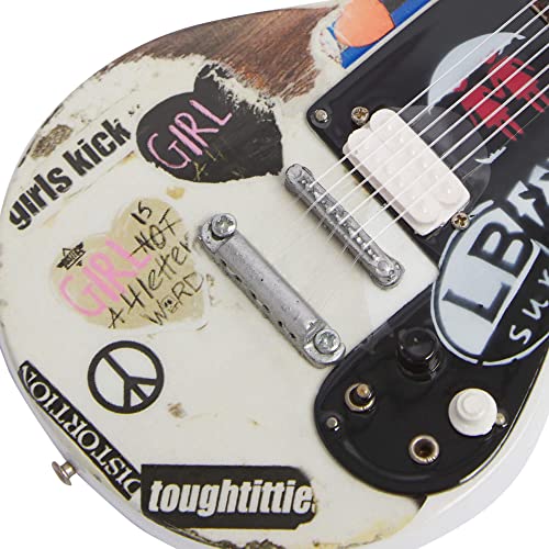 Joan Jett Réplique de guitare miniature – Cadeaux musicaux – Échelle 1/4 – Comprend une boîte de présentation, une… - Les Beatles, Paul McCartney, John Lennon, RIngo Starr, George Harrison Joan Jett Réplique de guitare miniature – Cadeaux musicaux – Échelle 1/4 – Comprend une boîte de présentation, une… – Image 5