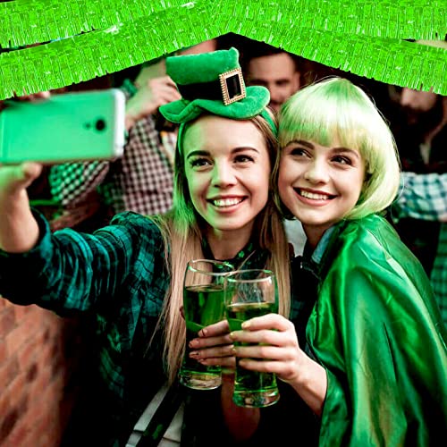 Image of 6 Pack 10 Feet Foil Fringe Garland Metallic Tinsel Streamers Banner Wall Hanging Backdrop Banner for Parade Floats Mardi Gras Party Decorations(Green)