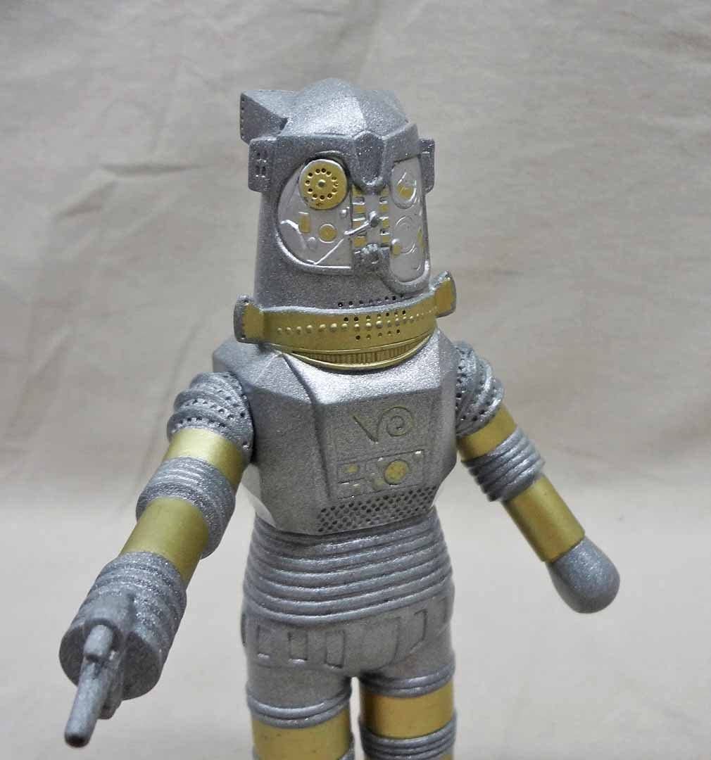 Amazon.co.jp: ウルトラ怪獣ソフビ ユートム 硬質 ウルトラセブン