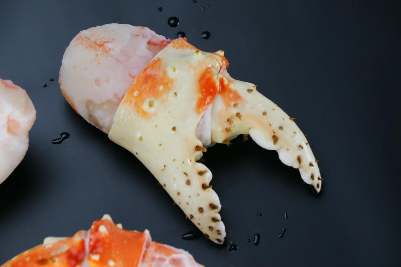 Chatka - Konserve im Glas mit 100% Scherenfleisch von echtem rotem Königskrebs, sorgfältig verarbeitet und geeignet für Salate, kalte Speisen und verschiedene Rezepte