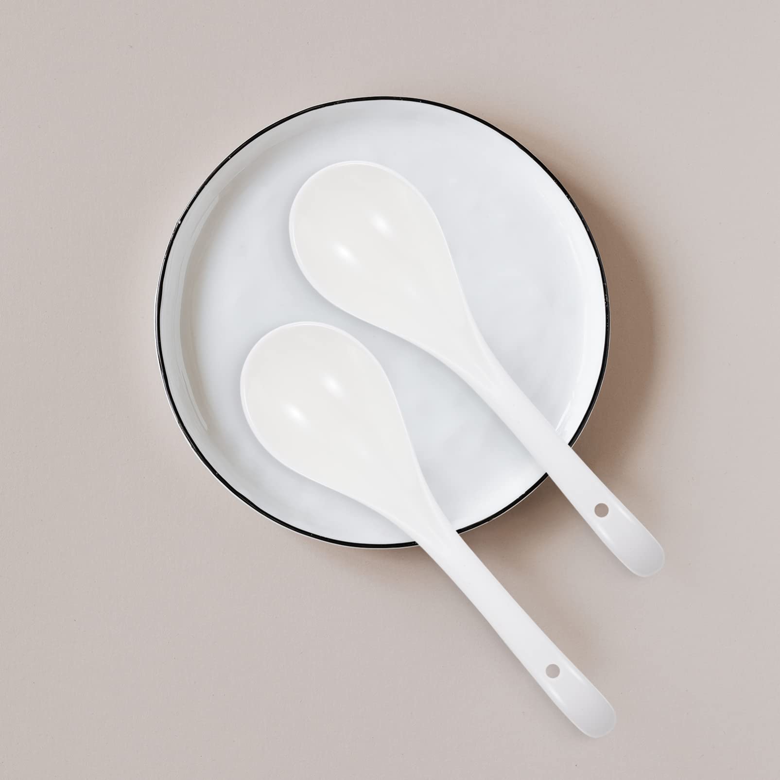 Alipis Lot de 6 Cuillères à Soupe en Céramique Blanches Style Simple, Solides et Résistantes aux Rayures, Cuisine Service à Table