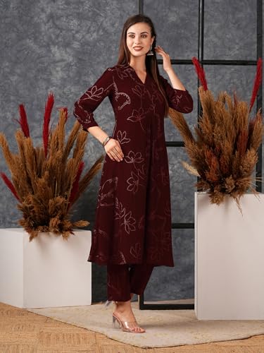 Image of GoSriKi Women's Rayon Blend A-Line Printed Kurta with Pant