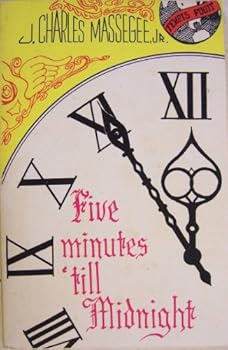 Paperback Five minutes 'till midnight: Book
