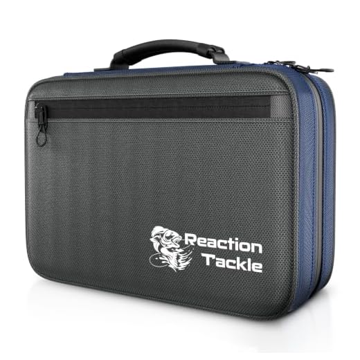Reaction Tackle Deluxe Bait Binder - Salt Water Resistant Fishing Tackle Binder with 4 Single Pocket Sleeves and 2 Double Pocket Sleeves