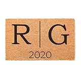 🏡 BIENVENIDA CON ESTILO – Alfombra de entrada de 70x40 cm hecha en fibra de coco natural, resistente y duradera. Perfecta para dar un toque cálido y acogedor a la entrada del hogar.