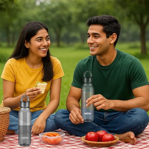 Image of MILTON Fashion 750 Pet water bottle, 670 ml|Tritan Plastic|Leak-Proof, BPA-Free, Sturdy Handle|Reusable Water bottle for fridge|Perfect for Office, Travel, Gym Tumbler Bottle for Men and Women, Black