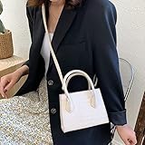 2. Große Kapazität: Das Produkt kann Mobiltelefone, kleine Brieftaschen, Lippenstifte und andere tägliche Gegenstände aufbewahren, um den täglichen Bedarf zu decken.