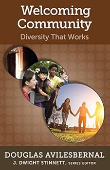 Paperback Welcoming Community: Diversity That Works Book