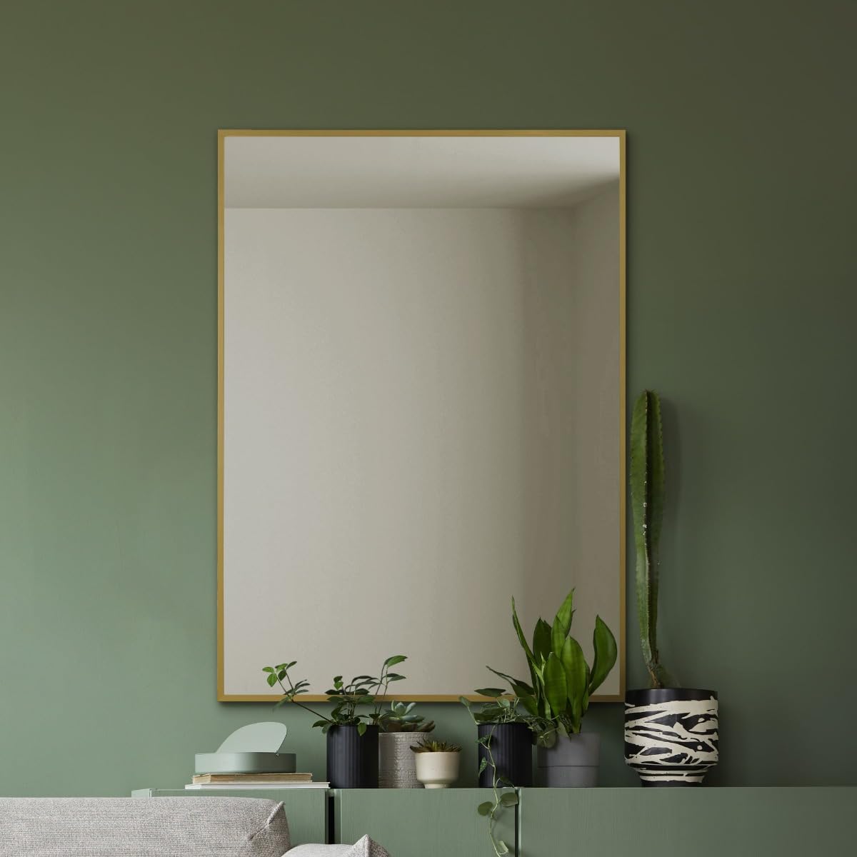 Miroir mural moderne MirrorOutlet 70x50 pour éclairer les pièces sombres