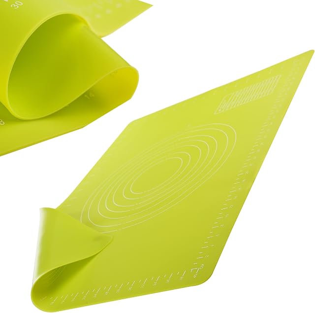 Super-Thick Silicone Baking Mat, Non-Stick Large Pastry Rolling Mat, 64*45cm Non-Slip Soft Kitchen Sheet with Dough Scraper, Folding Cooking Board for Kneading, Cookies, Bread, Cupcake, Pizza