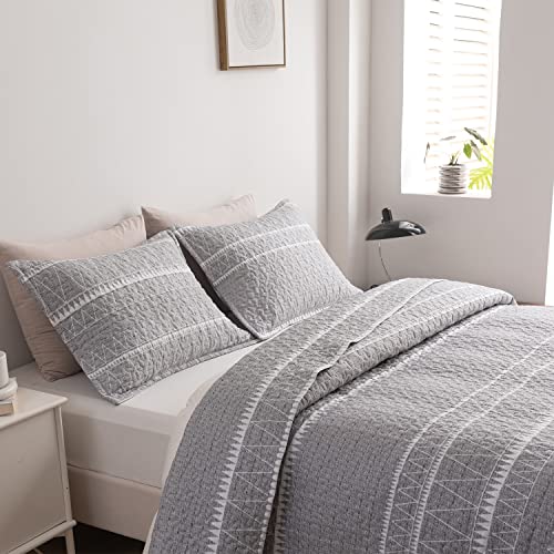 Durlengen Black Quilt Set California King Size 3Pcs,Bohemian Design With White & Black Geometric Pattern Printed On Black, All Season Lightweight Coverlet Sets(California King 112X104,Boho Black) #TOP4