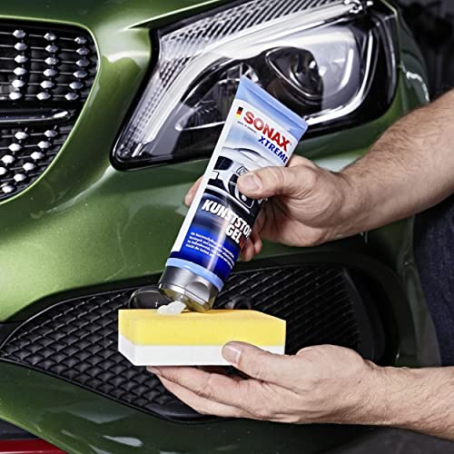 SONAX XTREME PLASTIC RESTORER GEL (250 ml) - Plastic care with long-lasting effect. Seals and protects unpainted exterior parts | Item-No. 02101410-810