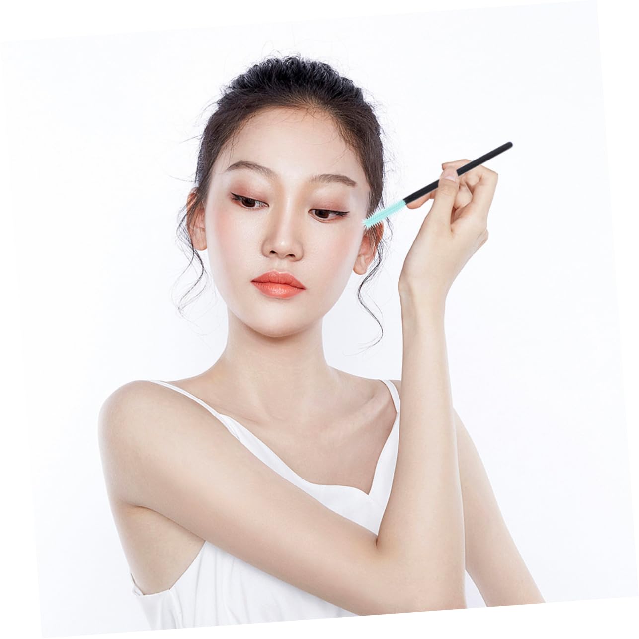 Generic 200pcs Disposable Eyelash Wands Applicator Professional Silica Eyelash Brushes for Makeup for Mascara Application and Extensions Multi Pack Pink Red Purple Green