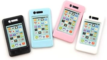 7 adet Dollhouse Mini cep telefonları sahne minyatürleri cep telefonları Metal simülasyon cep telefonu bebek telefonları telefonlar Model oyun sahne DIY 1/12 1/6 ölçekli bebek ev dekor çocuk