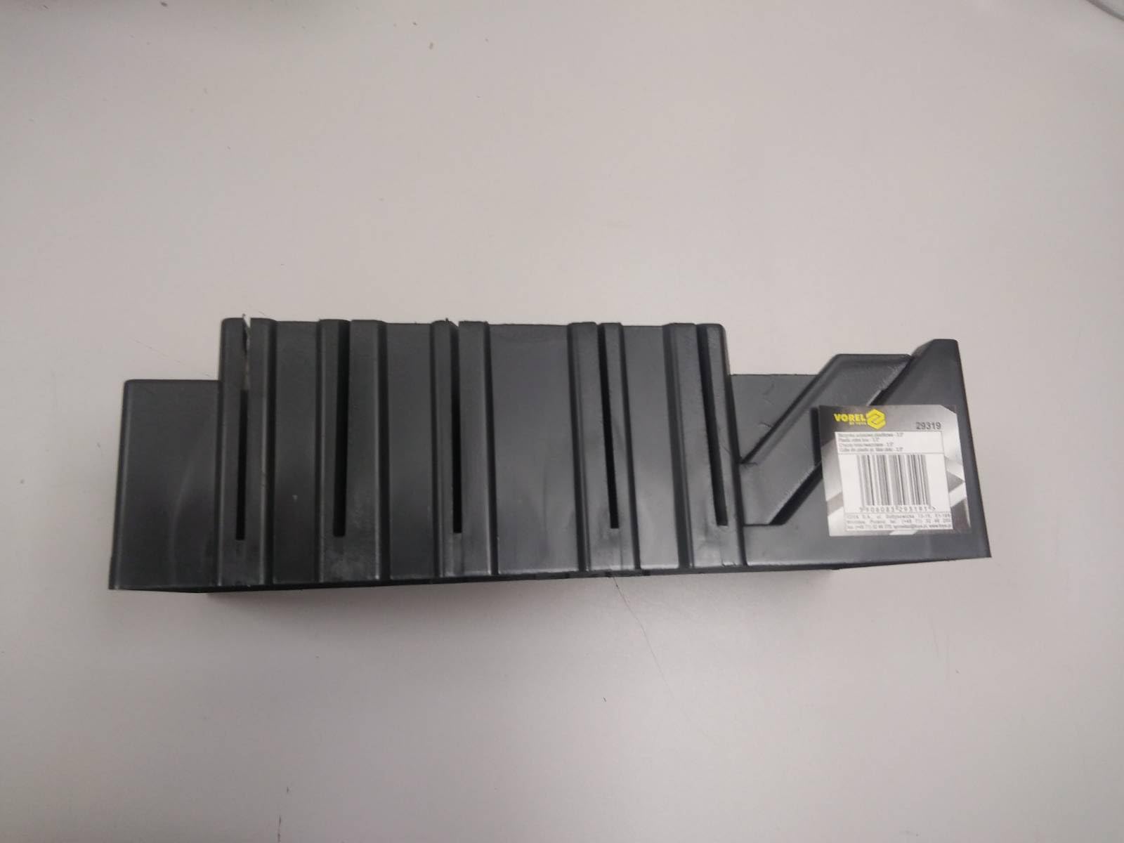 VOREL 29319 - caja de ingletes de plástico de 3,5 "/ 4 ángulos /