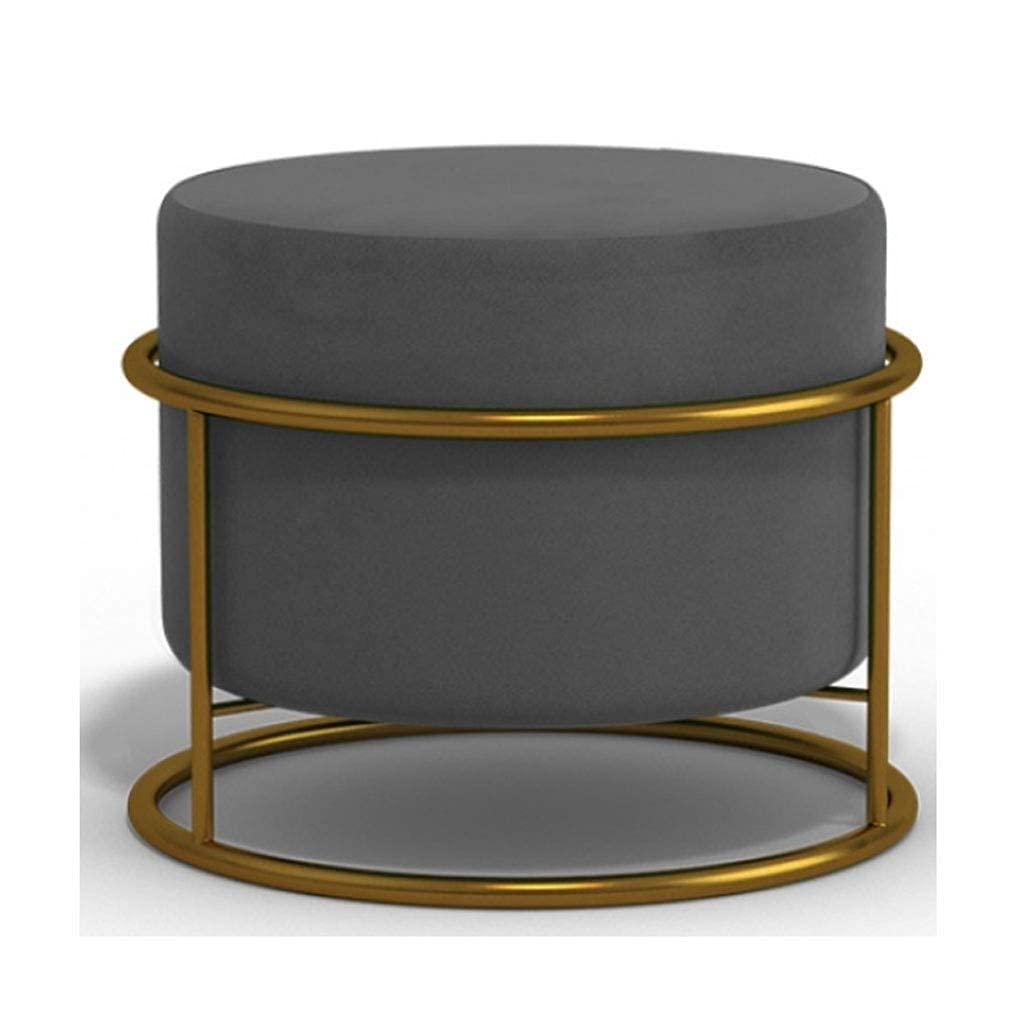 Canapé à pédales gris en flanelle pour une ambiance cosy et chaleureuse