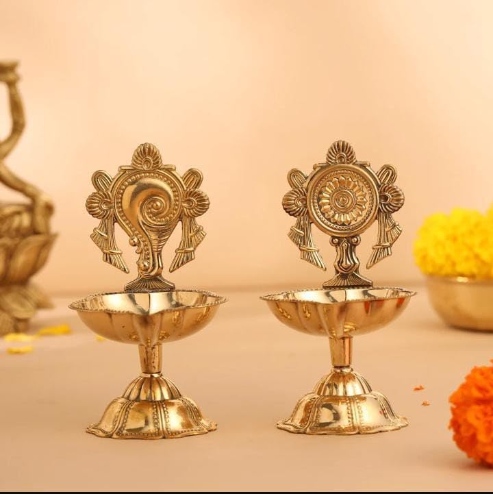 Set of 2 Diya Deepak Pooja Diya Item Religious Brass Oil Lamp for Indian Traditional Pooja Decoration Aarti Diya Lighting Accessories Gift Items Pooja Kit Lanterns Lamps (Size :-3 Inches)(Golden)