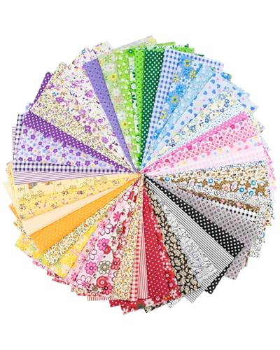 UYRVAPE 50 piezas Tela algodon Telas Patchwork, 10 cm x 10 cm tela algodón paquete, Navidad Navideñas Patchwork, para Acolchado DIY para Manualidades Costura(Traje al azar)