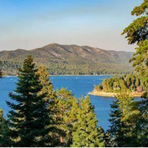 Is a lake or river able to be a kosher Mikveh ?