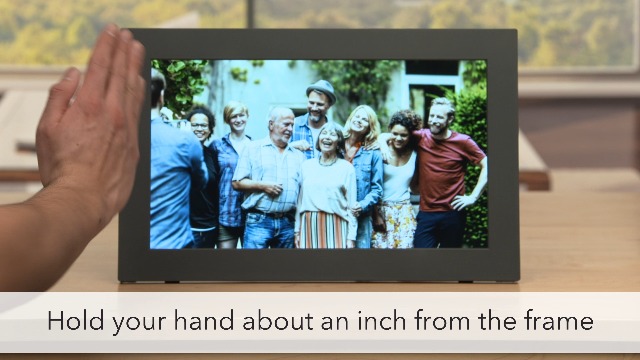 Amazon.com : Meural Digital Photo Frame with WiFi 13.5