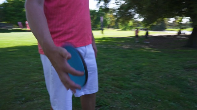 Amazon.com: MVP Disc Sports Neutron Glitch (Soft) Disc Golf Hybrid