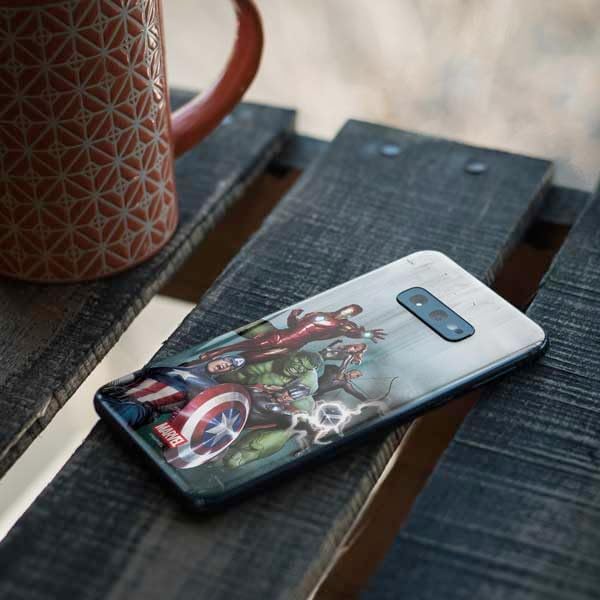 Skinit Decal Phone Skin Compatible with Galaxy S10e - Officially Licensed Marvel Avengers Assemble Design