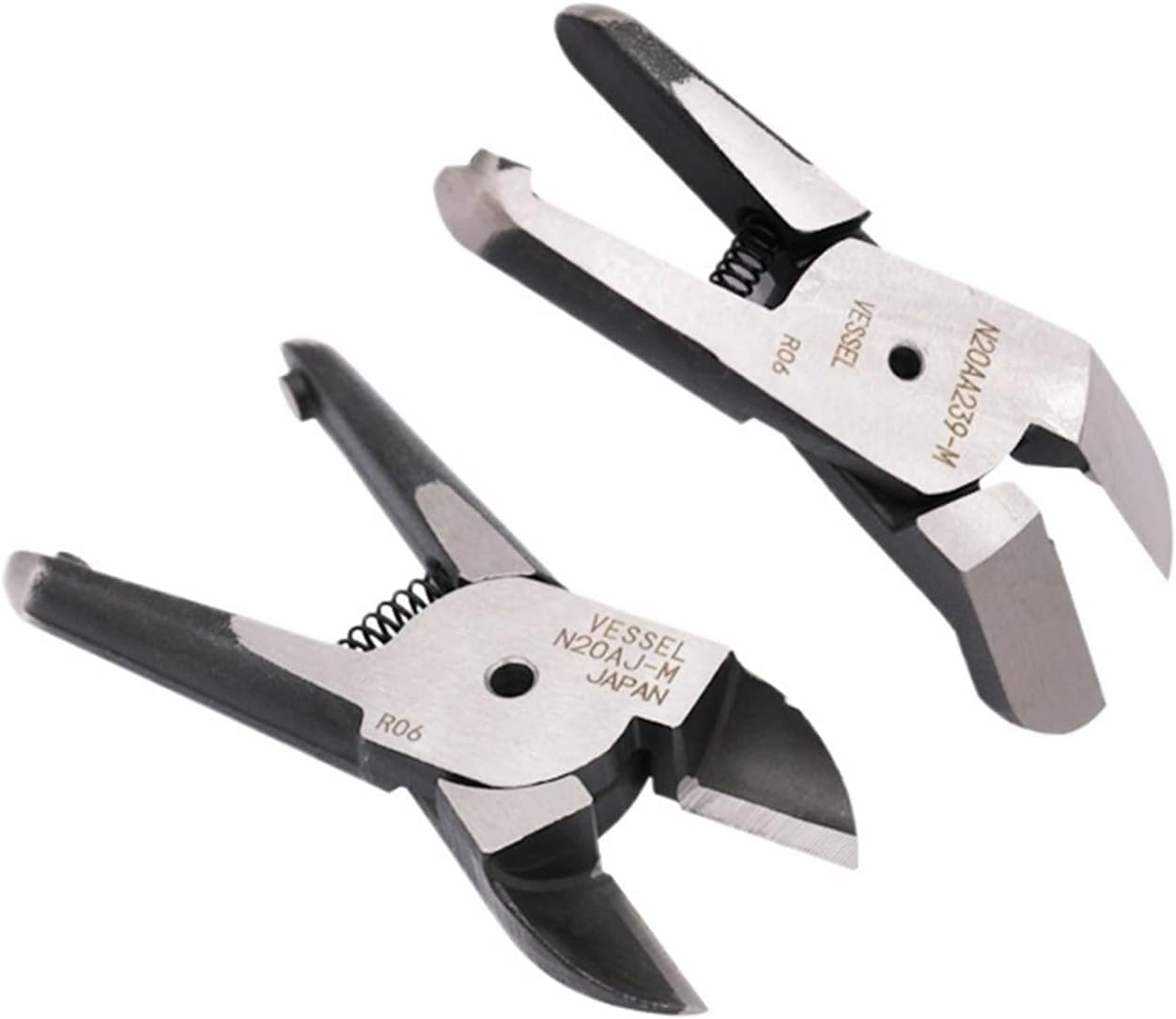 1pcs N20AJ-M/N20AA239-M Air Nipper Standard Blades for plastic Vessel Manipulator Pneumatic Scissors Head Resin Scissors Blade(N20AA239-M)