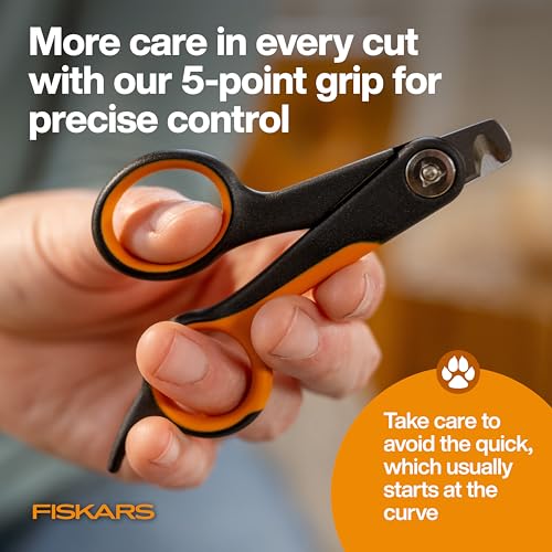 Image of Fiskars Pet Small Nail Clippers, Cat and Dog Trimmers for Grooming, 4.25 inch (Pack of 6)