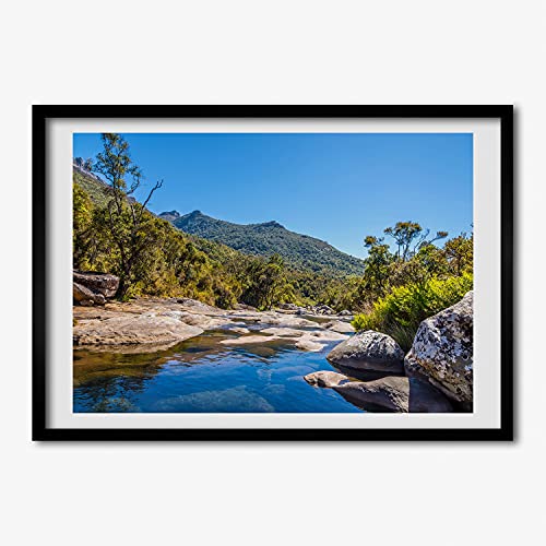 Tableau moderne rivière en forêt Tulup 70x50 cm pour créer un salon chaleureux et nature