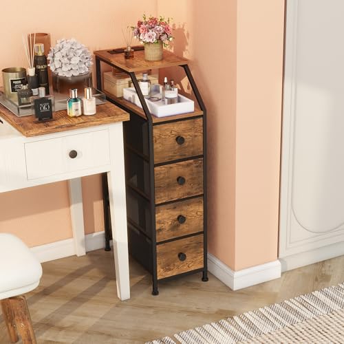 Trironsun Cómoda para dormitorio con 4 cajones de tela, cómoda estrecha con estación de carga, mesita de noche pequeña para dormitorio, espacio pequeño