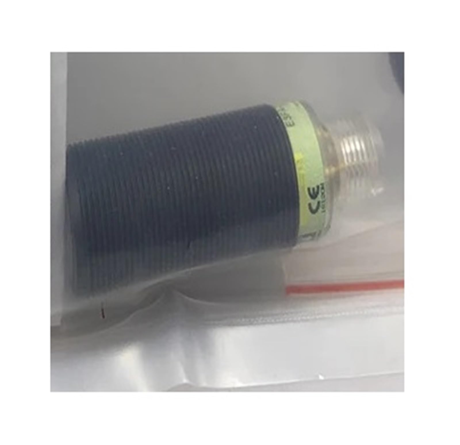 Photoelectric switch E3FA-DP24-F2 cellule de détection pour automatisme et convoyeur