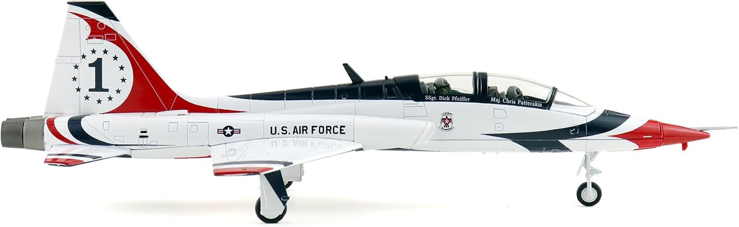Hobby Master | 1:72 Scale Diecast Military Aircraft Replica | T-38 Thunderbirds No.1 Plane, USAF, 1970s | Model HA5415