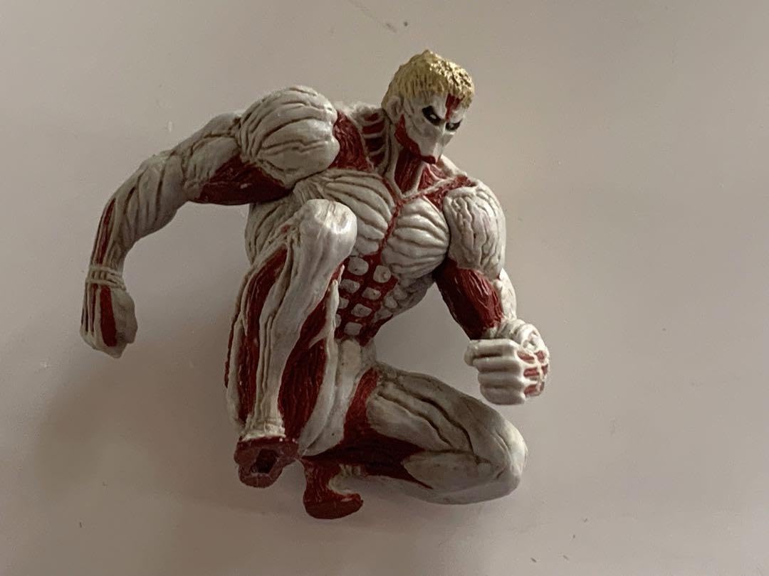 Amazon.co.jp: 進撃 鎧の巨人 ライナー 海洋堂 ミニフィギュア : おもちゃ