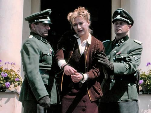 Bonhoeffer – Die letzte Stufe – Historien-Drama über Dietrich Bonhoeffer & den Widerstand gegen das NS-Regime - HISTORY MOVIES by WME Home Entertainment – vue 4